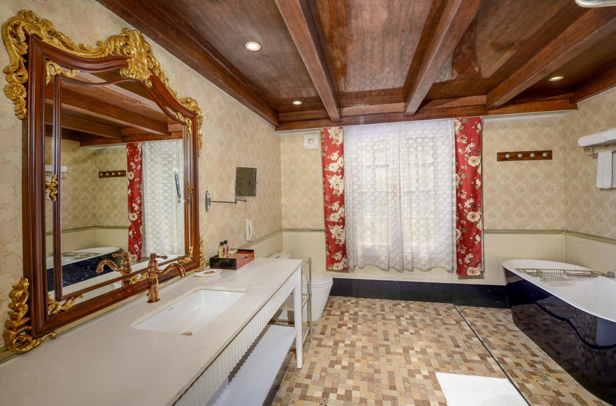 קלימפונג Mayfair Himalayan Spa Resort מראה חיצוני תמונה